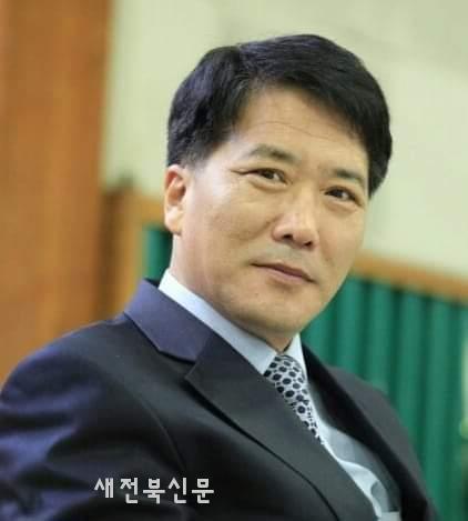 [데스크의 눈] 정치는 가까이 있는 사람들에게 기쁨과 희망을 주어야
