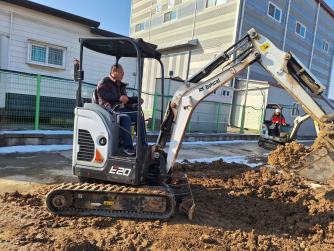  임실군, 농업인 안전 지킨다… 소형 건설기계 면허 교육생 모집