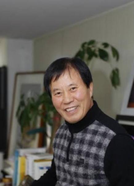 척박한 현실일지라도 멈추지 않는 강한 생명력