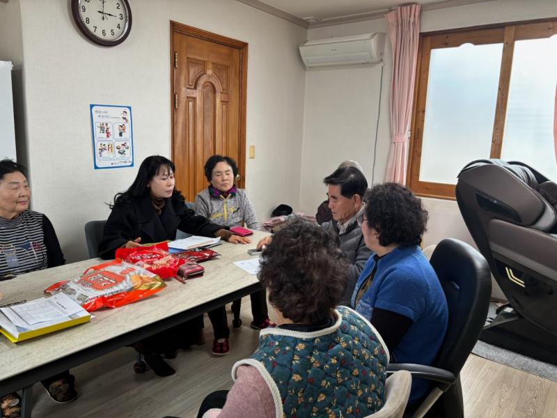 김제 요촌동 송영애동장 경로당 찾아 애로사항 청취