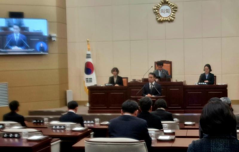 ‘시민들에게 사과’, ‘모든 책임 시장에 전가’…남원시의회 본회의장서 고성 