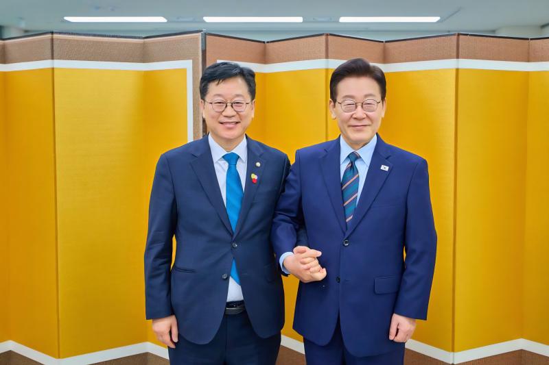 정부·지자체 가교 역할, 로봇·AI·그린수소 미래산업 유치 성사…전북 경제 대전환 신호탄