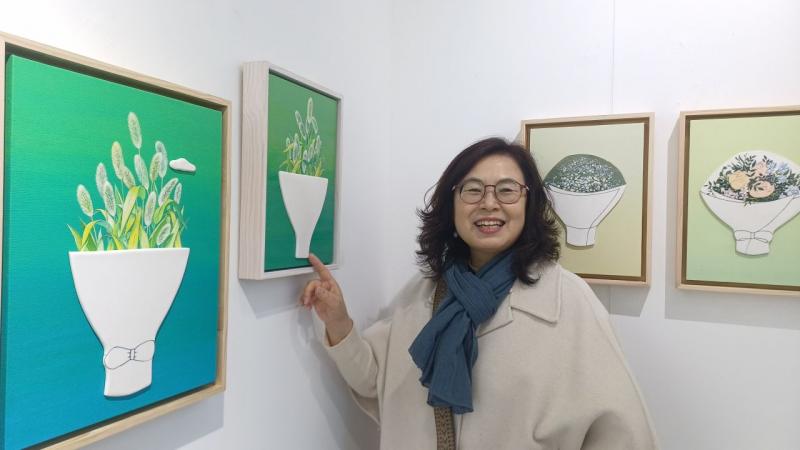  꽃다발을 조형화해 무한한 생명력을 불어넣다