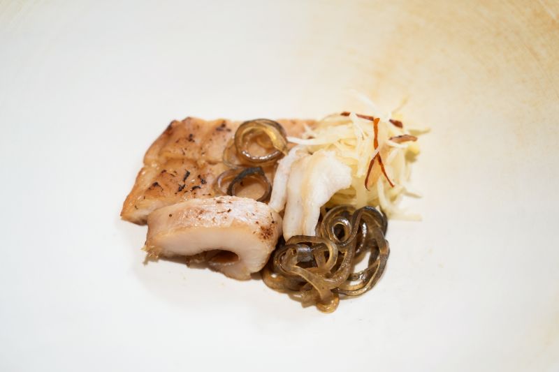  한국의집에서 수라상 오르던 김제 토속 '종어구이' 와 부안 '해삼찜' 선뵈