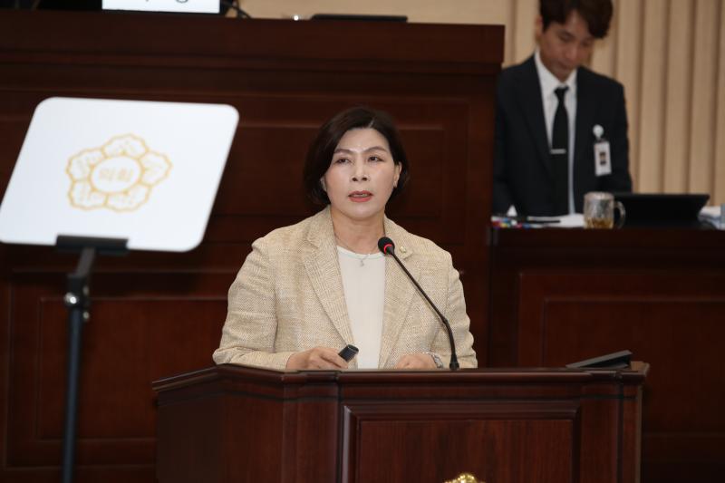 익산시의회 김미선 의원, “송학동 주민의 염원, 송학근린공원 조속히 추진해야”
