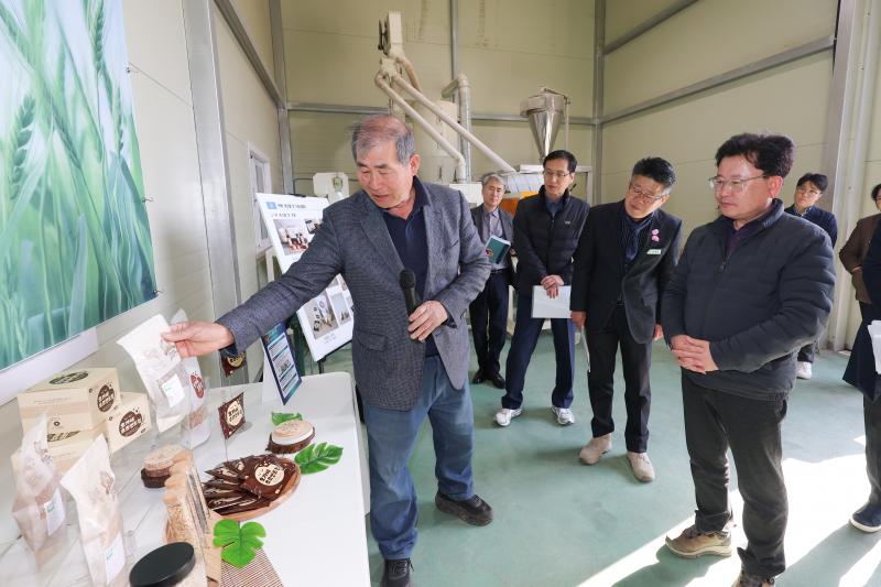 농촌진흥청, 노지 월동작물 생육 점검…기술지원 방안 논의