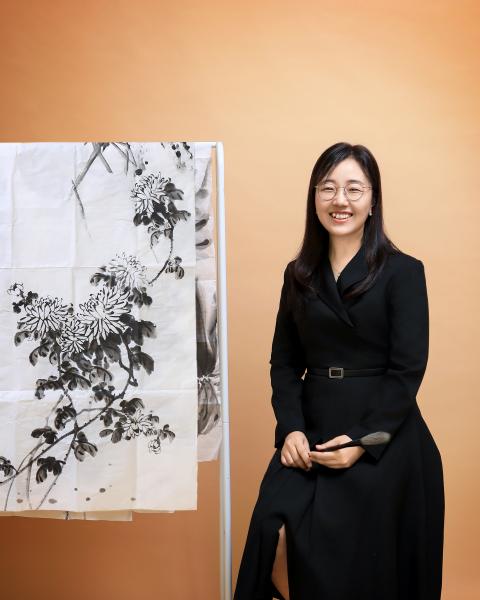 짙은 청향(淸香)을 풍기다

