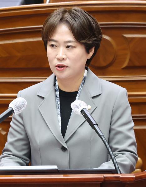 온혜정, “공공형 실내놀이터로 아이들의 놀이권 보장”