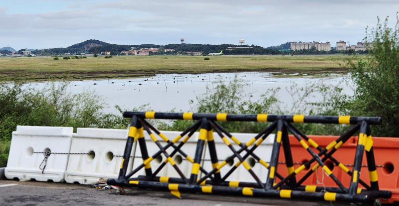 법원, 새만금 신공항 집행정지 '기각-각하'