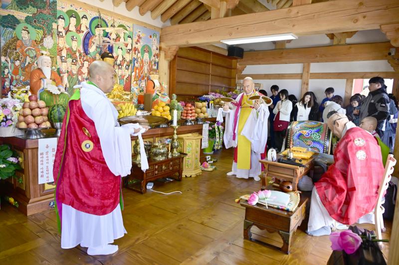 일광사 산신각 불상 점안식 및 낙성 법회 봉행