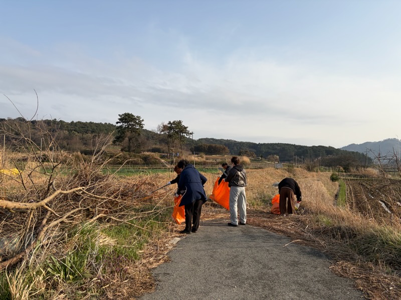 고창 해리면, 도로변 환경정화 구슬땀