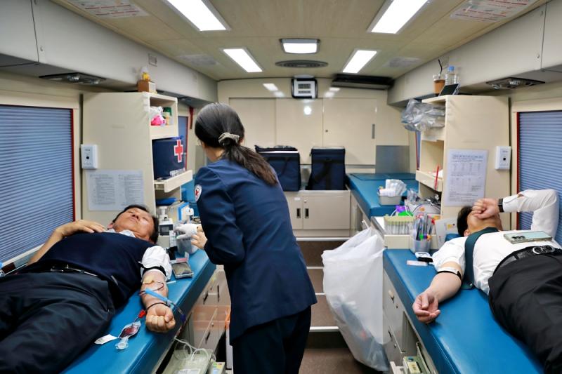 하림, 혈액 수급난 해소 위해 '팔 걷었다'… 사랑의 헌혈 동참 