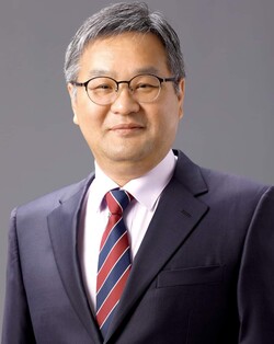 미술 시장 활성화 사업 프로젝트로, 미술 작품 판매전 기획하다