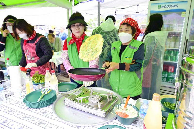 ‘제2회 참두릅 여행’성황…관광객  참두릅 판매도 활기 