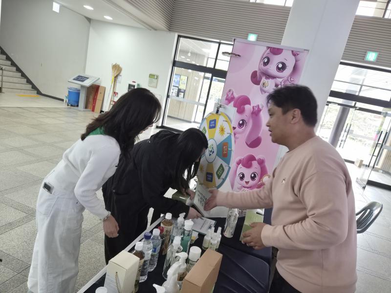 전북녹색구매지원센터 지구의 날 기념 현장(전주대학교) 캠페인 진행