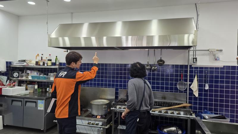 장수소방서, 상업용 주방 화재 자동확산소화기 설치 당부