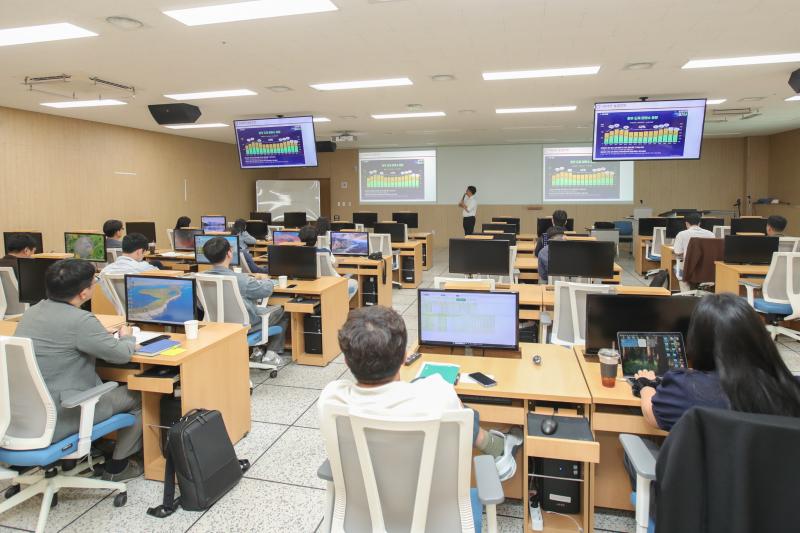 한우 자가 섬유질배합사료(TMR) 기술교육 성료 ‘현장 전문가’ 양성