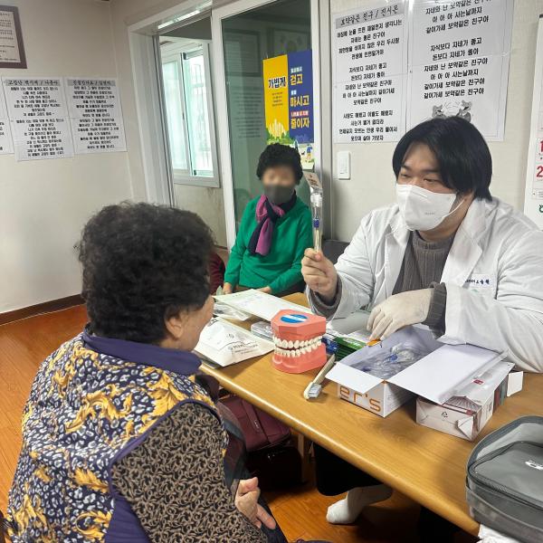 완주군, 저소득층 어르신 의치, 임플란트 지원