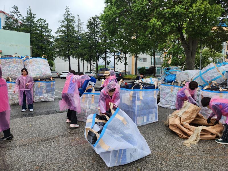 한국생활개선고창군연합회, 폐농약병 분리수거