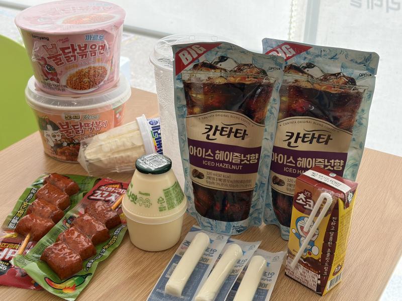 [달그락달그락] SNS를 달군 외국인 편의점 레시피, 정말 맛있을까?
