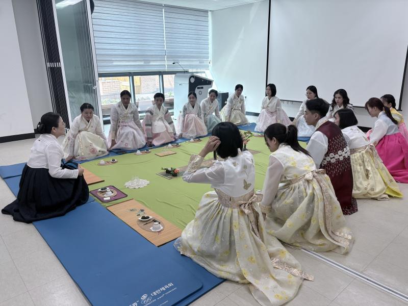 고창군가족센터, 외국인 주민과 함께하는 따뜻한 ‘추석 명절문화 체험’