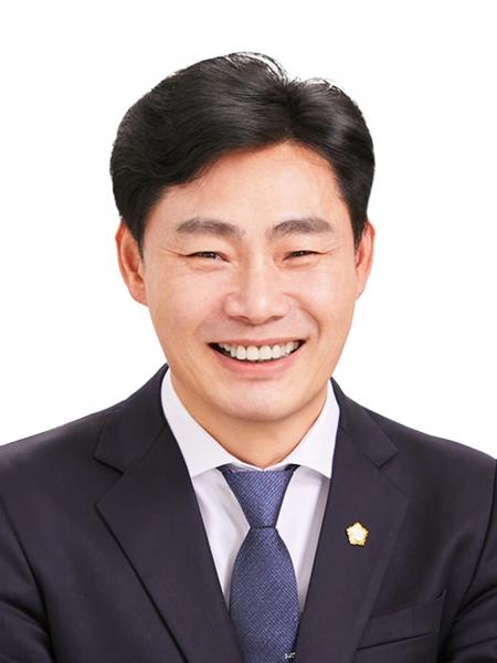  익산시의회 박철원 의원, 가로등 및 도로표시등 설치로 통행 안전 확보