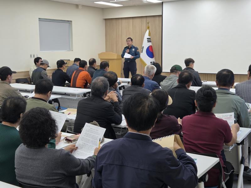 부안경찰서 하서파출소, 이장단 대상 맞춤형 치안 홍보활동 실시
