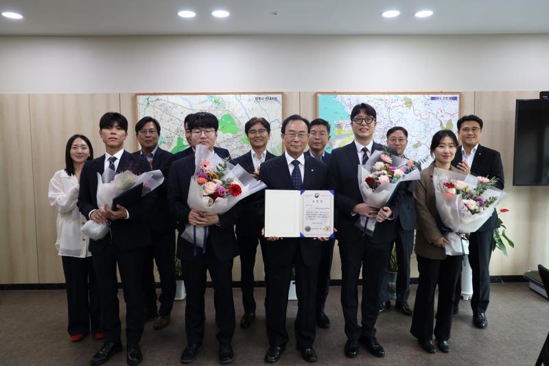 전북신보, '2026 대한민국 소상공인대회'서 중기부 장관표창 수상