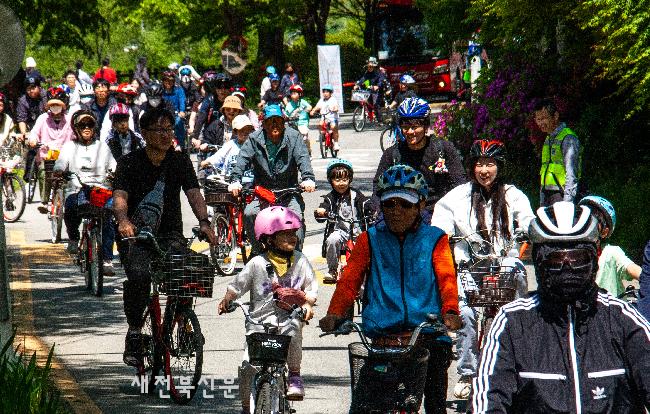 에너지도 아끼고 건강도 챙기는 자전거 타기  