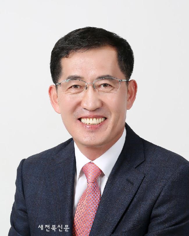  정읍시의회 이복형 의원, 16년째 고부면 에 이웃사랑 성금 1,000만 원 기탁 
