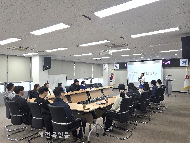 부안군, 신규공무원 대상 적극행정 실천 토론 교육 실시