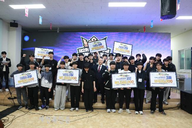 완주에서 펼쳐진 전국 중학생 이스포츠 열전