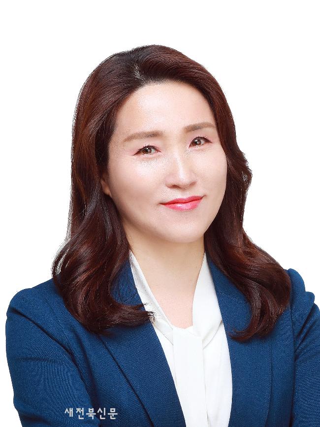 익산시의회 이중선 의원, 강한 한파에 새해 첫날 경로당 순회 점검
 