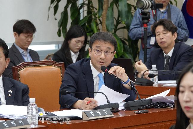 한병도, 민주당 원내대표 도전